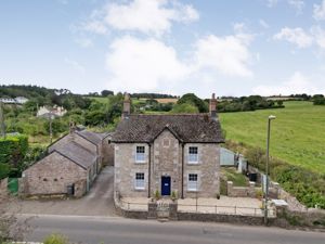 Photo 21- click for photo gallery